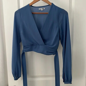 crop top blouse Tie waist. Size S.